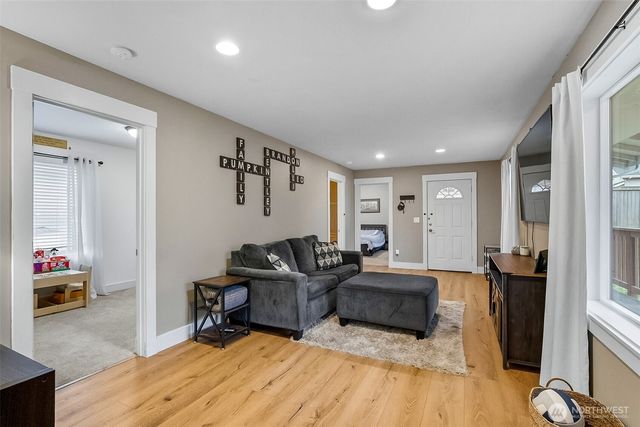 3215 19th Street, Everett, WA 98201