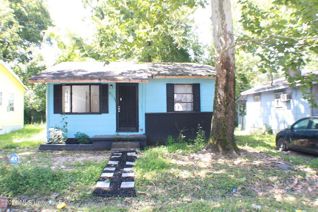 913 Lanier Avenue, Jackson, MS 39203
