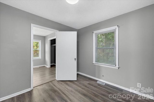 936 Holland Avenue, Charlotte, NC 28206