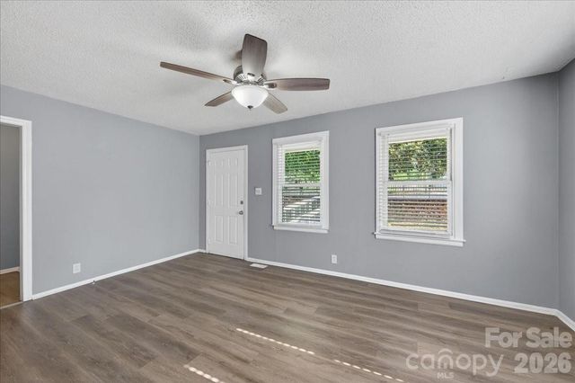 936 Holland Avenue, Charlotte, NC 28206
