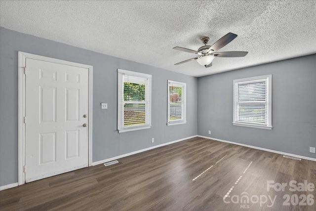936 Holland Avenue, Charlotte, NC 28206