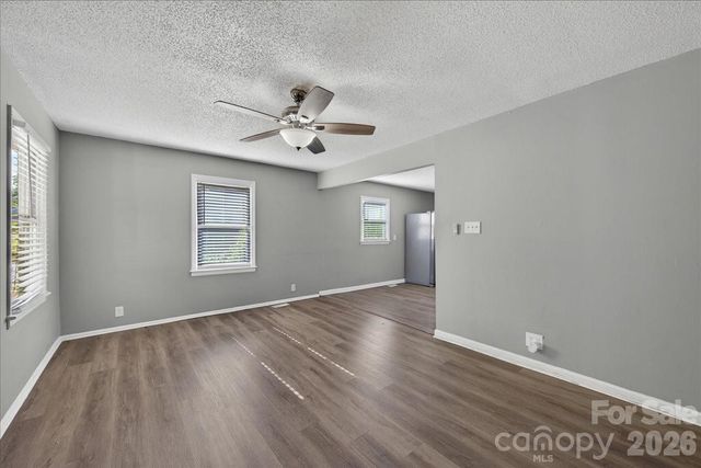 936 Holland Avenue, Charlotte, NC 28206