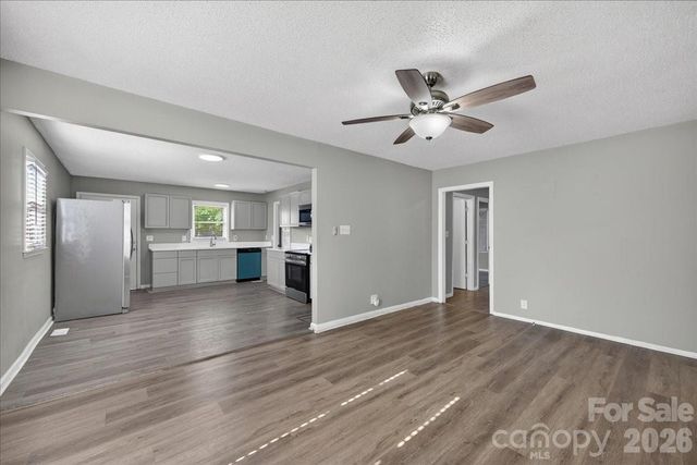 936 Holland Avenue, Charlotte, NC 28206