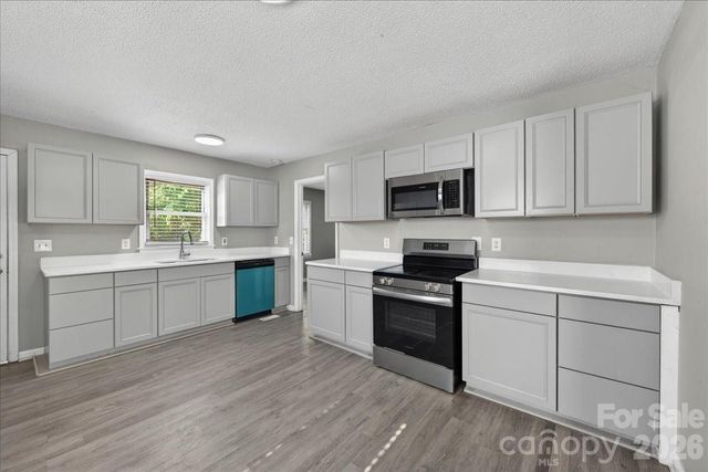 936 Holland Avenue, Charlotte, NC 28206
