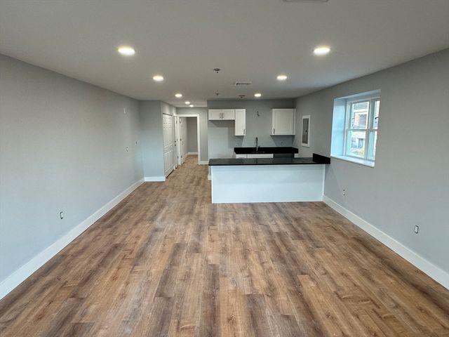 220 Broadway 2, Revere, MA 02151