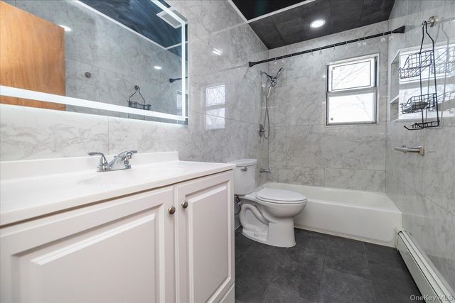 112 Chestnut Street, Lynbrook, NY 11563