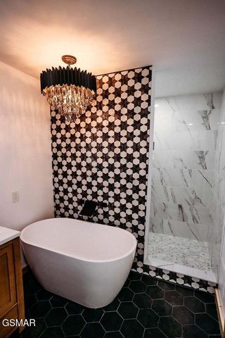 2401 Top View Circle, Sevierville, TN 37876