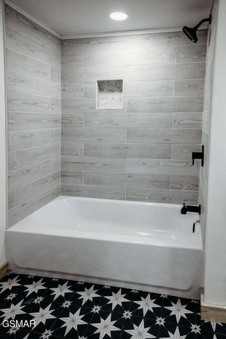 2401 Top View Circle, Sevierville, TN 37876