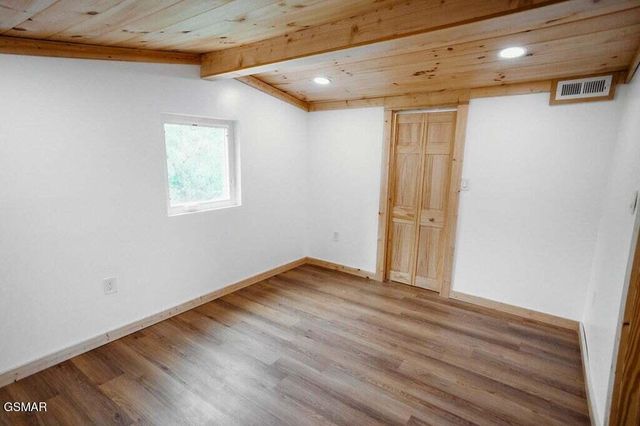 2401 Top View Circle, Sevierville, TN 37876