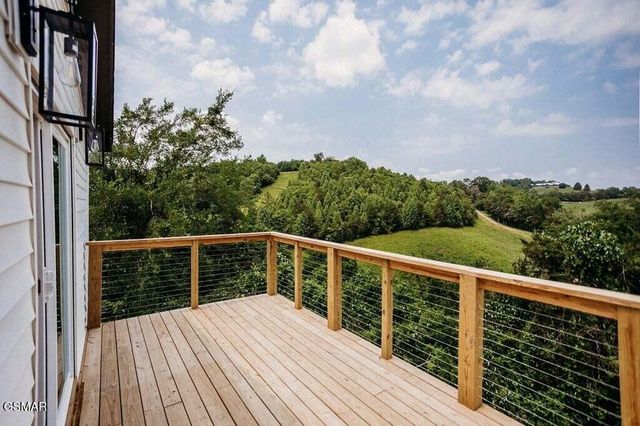 2401 Top View Circle, Sevierville, TN 37876