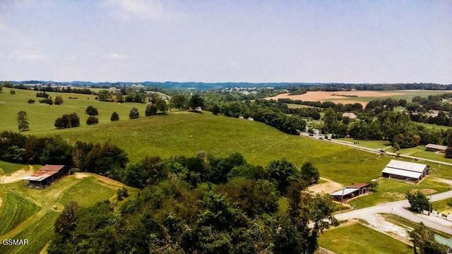 2401 Top View Circle, Sevierville, TN 37876