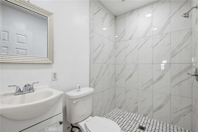 8302 Webb, Sun Valley, CA 91352