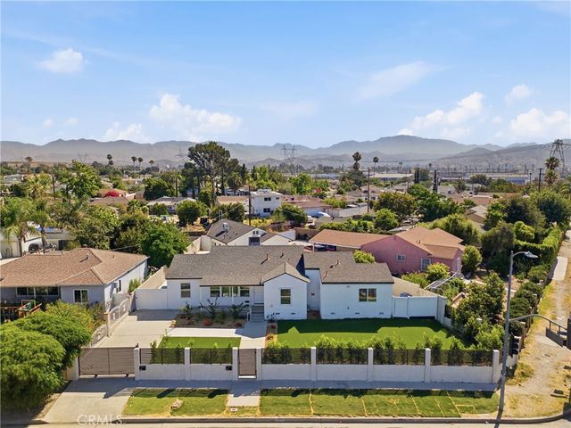 8302 Webb, Sun Valley, CA 91352