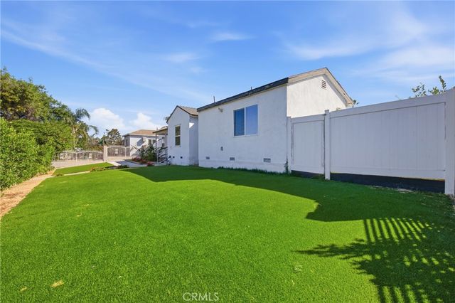 8302 Webb, Sun Valley, CA 91352