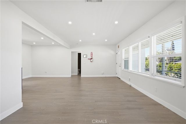 8302 Webb, Sun Valley, CA 91352