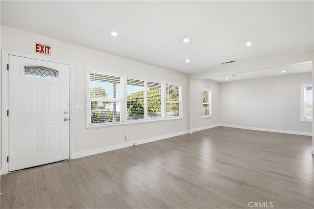 8302 Webb, Sun Valley, CA 91352