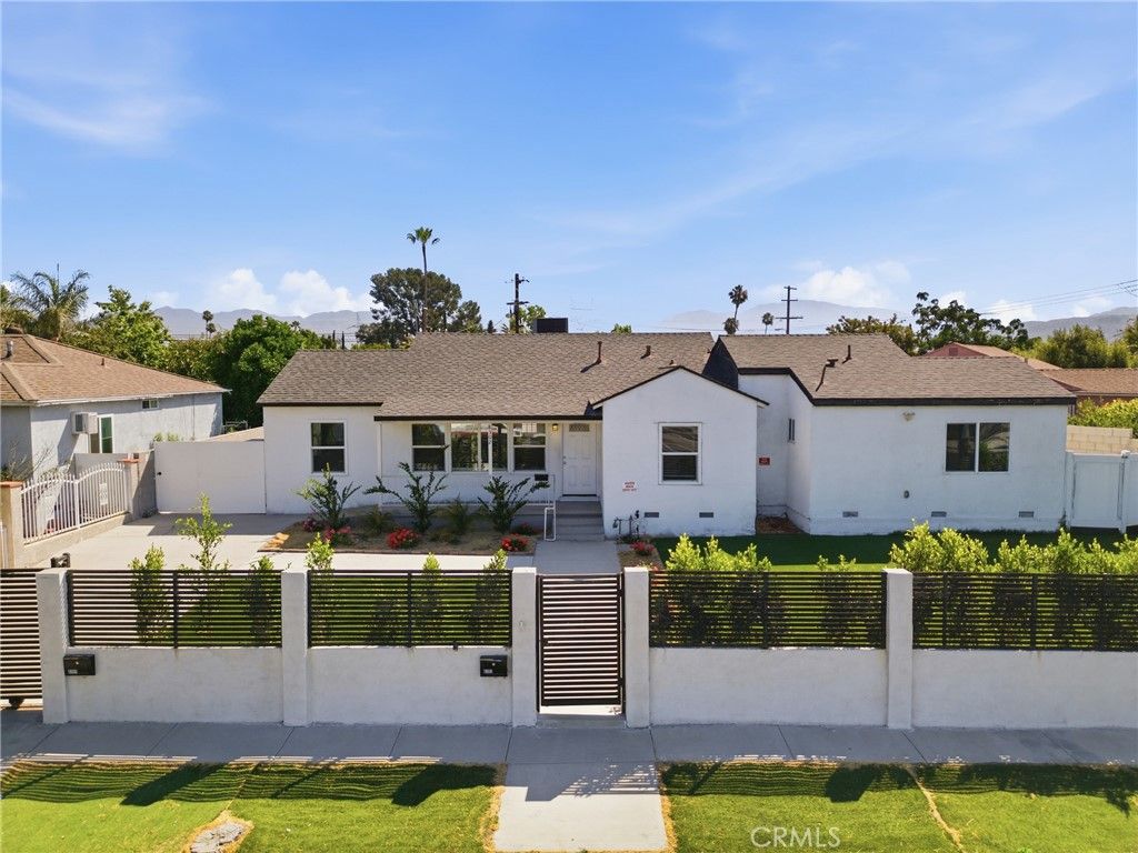 8302 Webb, Sun Valley, CA 91352