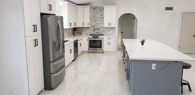 4741 W PARK VIEW Lane, Glendale, AZ 85310