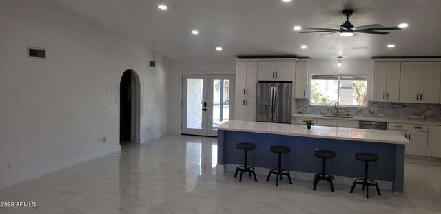 4741 W PARK VIEW Lane, Glendale, AZ 85310