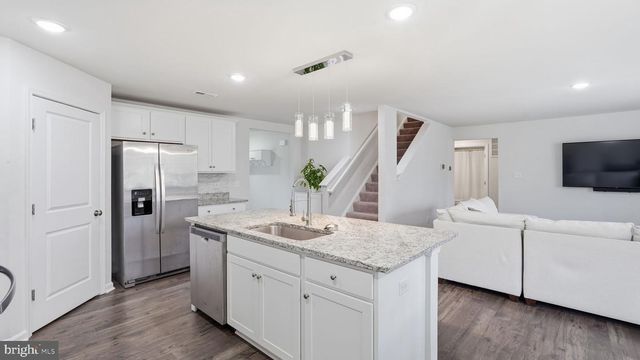 18063 JACKSON DR, Bowling Green, VA 22427