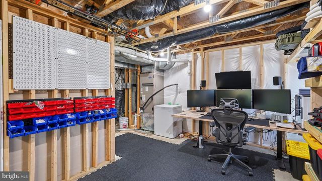 18063 JACKSON DR, Bowling Green, VA 22427