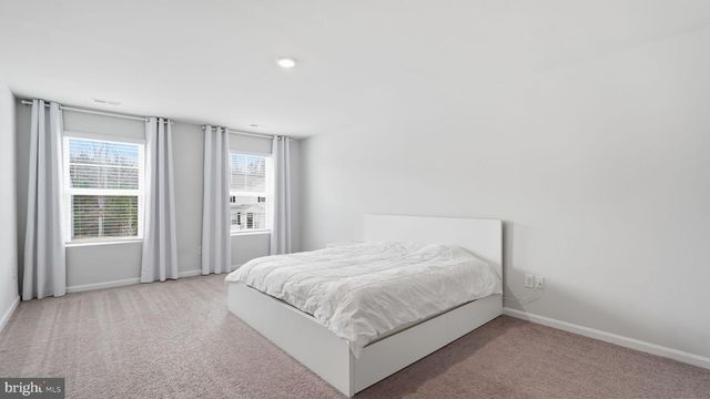 18063 JACKSON DR, Bowling Green, VA 22427