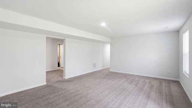 18063 JACKSON DR, Bowling Green, VA 22427