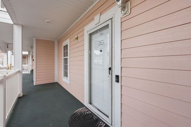 4846 Carnation Cir Apt 204, Myrtle Beach, SC 29577