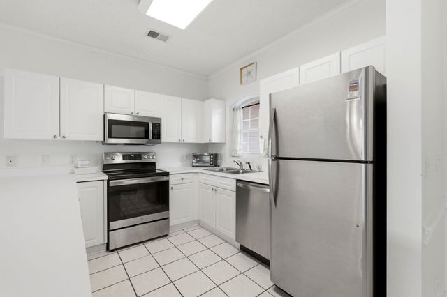4846 Carnation Cir Apt 204, Myrtle Beach, SC 29577