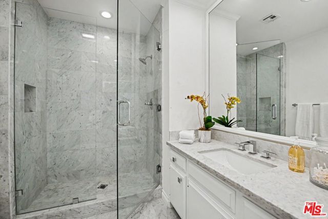 2411 Benedict Canyon Drive, Beverly Hills, CA 90210