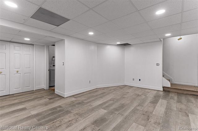 38860 Country Circle, Farmington Hills, MI 48331