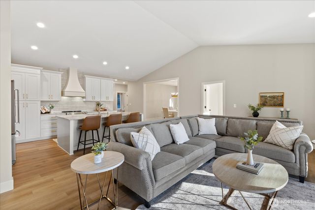 7409 142 Drive SE, Snohomish, WA 98290