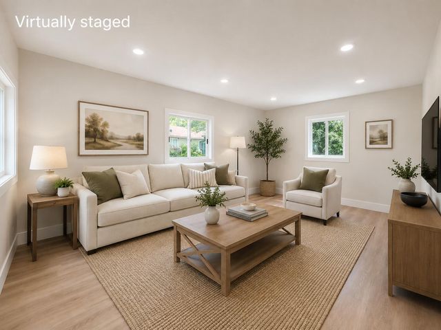226 Cedar Street Ne, Cedar Springs City, MI 49319