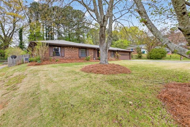 1177 Charlie Lane SW, Lilburn, GA 30047