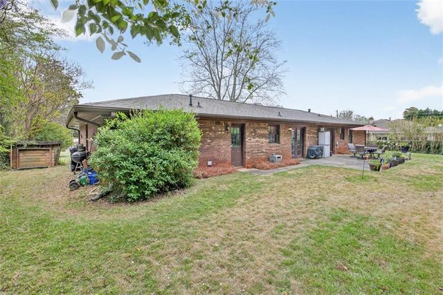1177 Charlie Lane SW, Lilburn, GA 30047