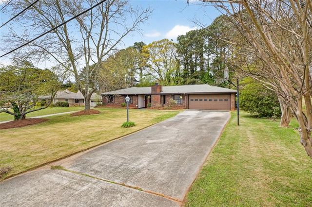 1177 Charlie Lane SW, Lilburn, GA 30047