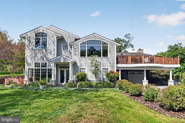 9701 OVERLEA DR, Rockville, MD 20850