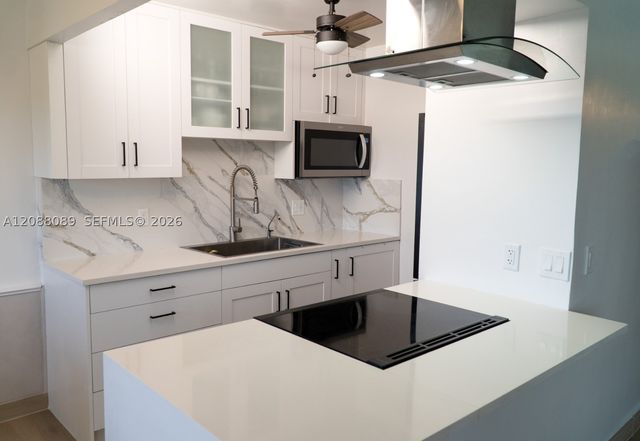 4076 E Guildford E 4, Boca Raton, FL 33434