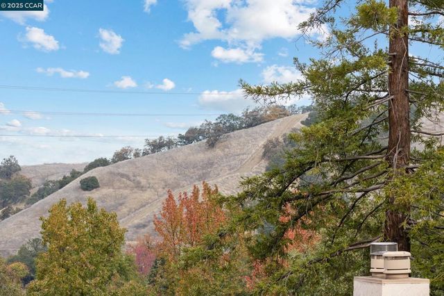 1129 AVENIDA SEVILLA 5B, Walnut Creek, CA 94595