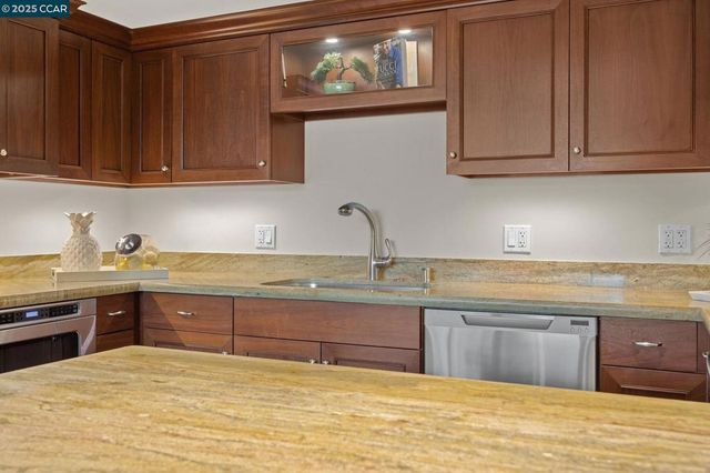 1129 AVENIDA SEVILLA 5B, Walnut Creek, CA 94595