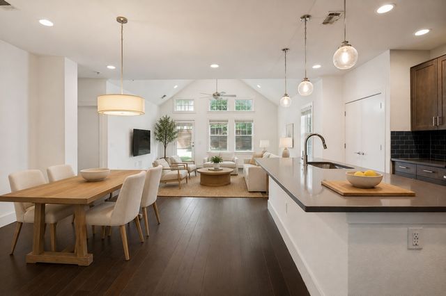 629 Bishop Heights Lane, Dallas, TX 75208