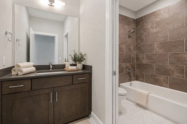629 Bishop Heights Lane, Dallas, TX 75208