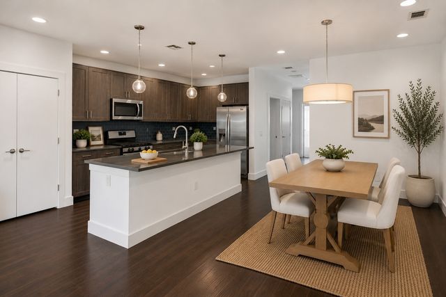 629 Bishop Heights Lane, Dallas, TX 75208