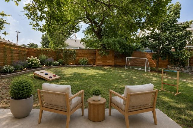 629 Bishop Heights Lane, Dallas, TX 75208