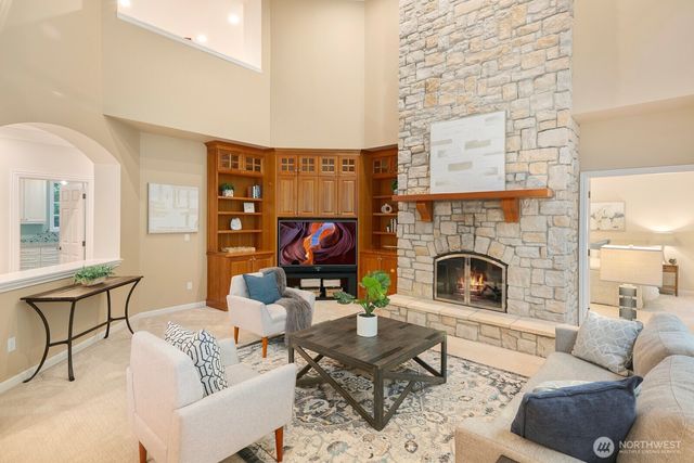 13695 NE 32nd Place, Bellevue, WA 98005