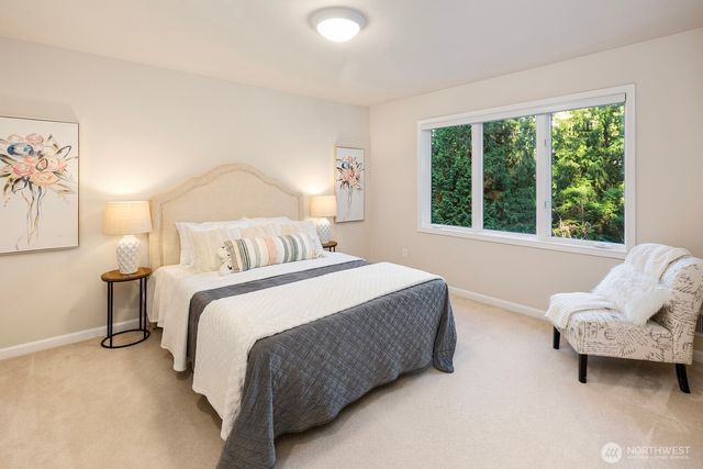 13695 NE 32nd Place, Bellevue, WA 98005