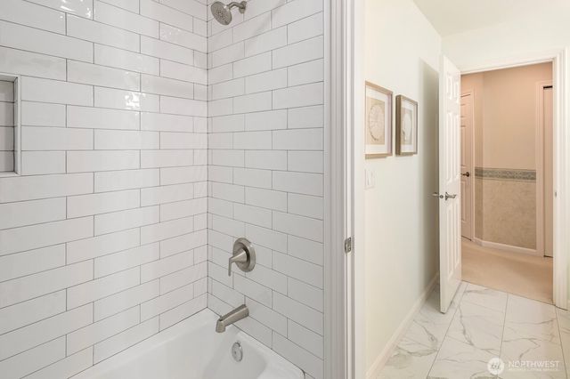 13695 NE 32nd Place, Bellevue, WA 98005