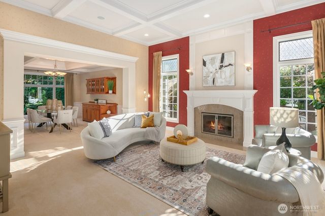 13695 NE 32nd Place, Bellevue, WA 98005