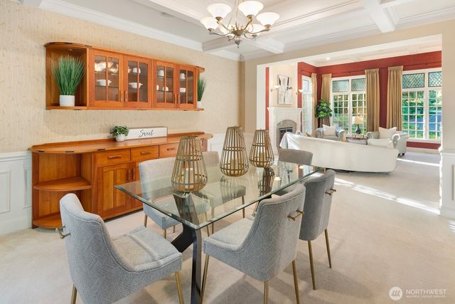 13695 NE 32nd Place, Bellevue, WA 98005