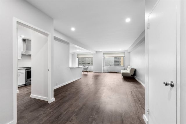 320 Fort Duquesne Blvd 8N, Downtown Pgh, PA 15222